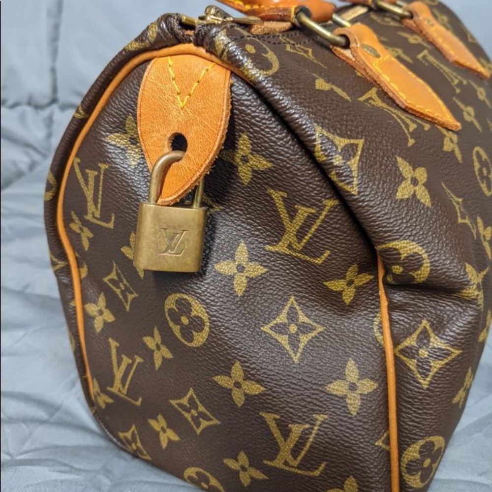 Speedy 25 louis vuitton hand bag